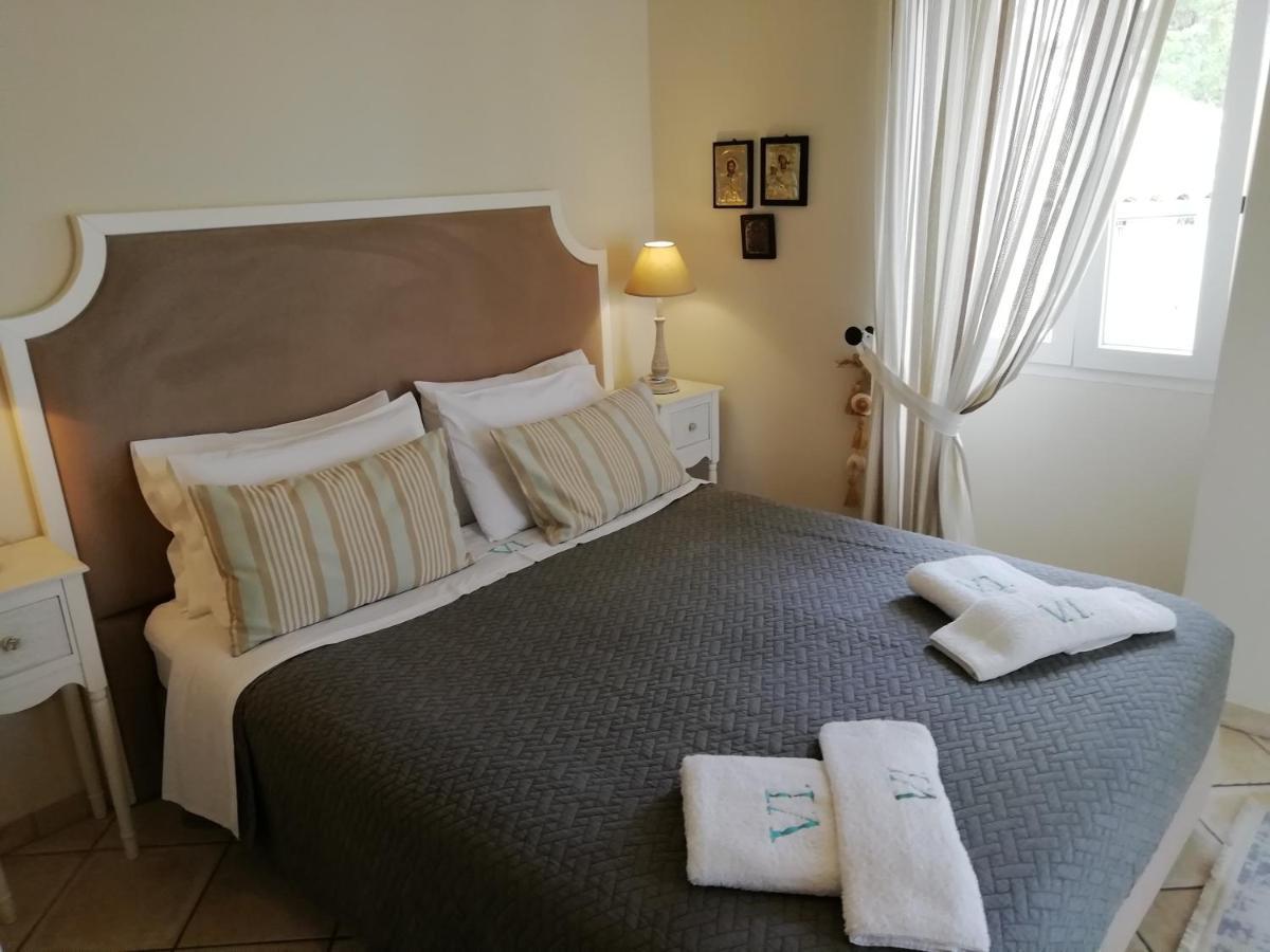 Imerolia Beach Villa Kassiopi Corfu Kültér fotó