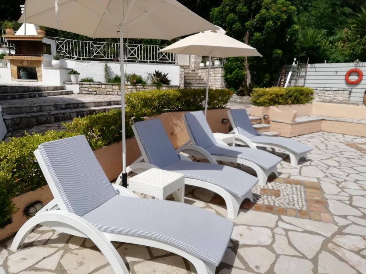 Imerolia Beach Villa Kassiopi Corfu Kültér fotó