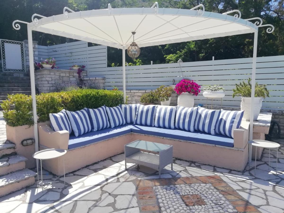 Imerolia Beach Villa Kassiopi Corfu Kültér fotó