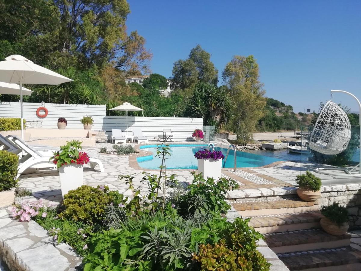 Imerolia Beach Villa Kassiopi Corfu Kültér fotó